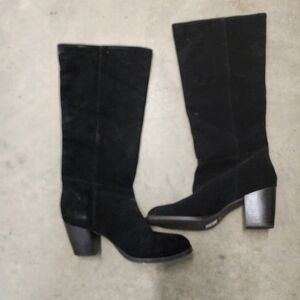 Crevo Black Women’s Heeled Boots - Sleek Block Heel Size 10